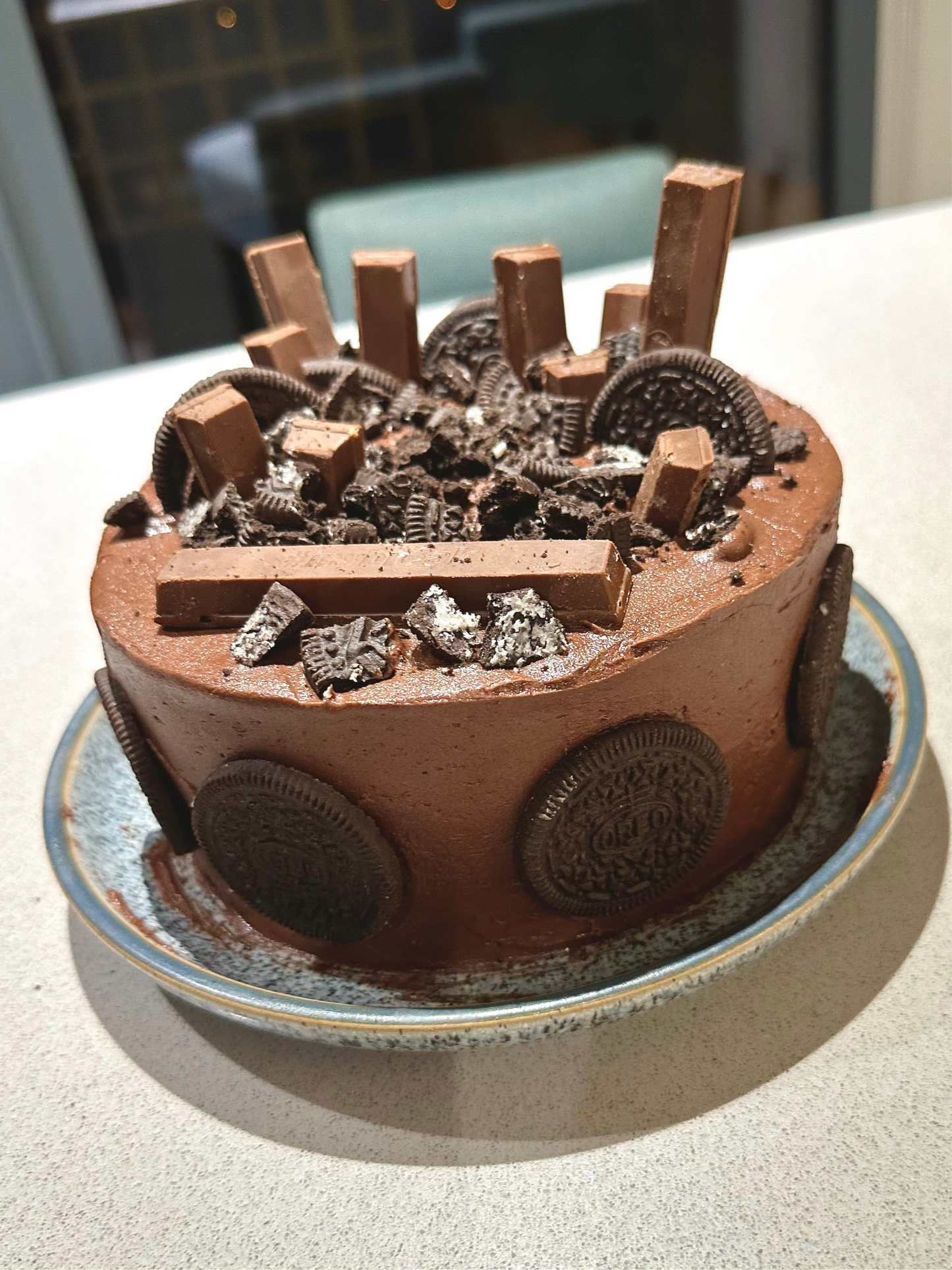 Basic Theme Cake